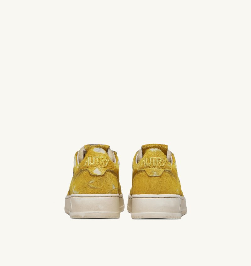 Zapatillas Autry Medalist Low Mujer Amarillo | N20EFM5