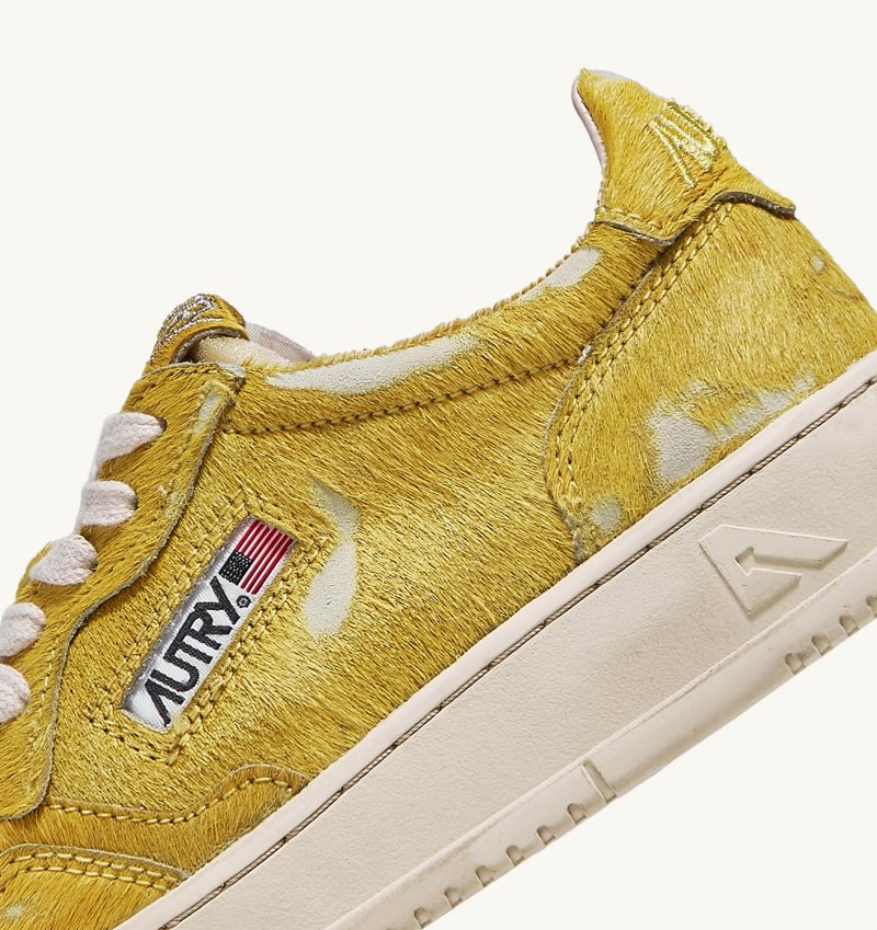 Zapatillas Autry Medalist Low Mujer Amarillo | N20EFM5